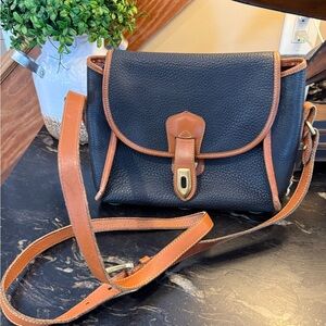 Dooney & Bourke AWL Arrowhead Essex Crossbody Shoulder Bag USA Vintage